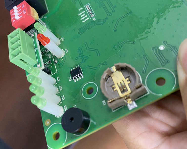 The Application of Bistla Battery Holder in Growatt Products